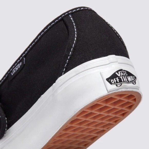 NEW VANS BLACK CANVAS MARY JANE BUCKLE WHITE RUBBER SOLE SNEAKERS SZ 8 BRAND NEW - Picture 11 of 15